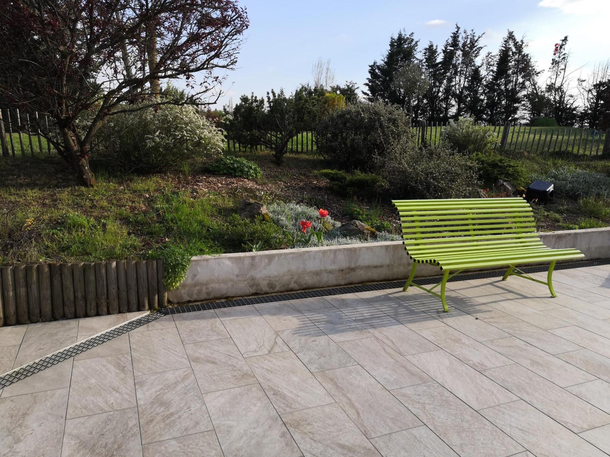 Chambre Avec Entree Independante Dans Un Ecrin De Verdure Dommartin  Екстериор снимка